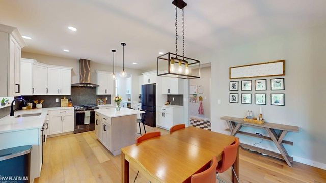 11847 Liberty Woods Drive, Washington, MI 48094