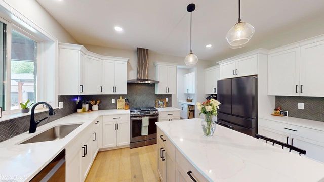 11847 Liberty Woods Drive, Washington, MI 48094