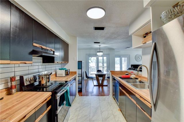 300 Windship CV, Virginia Beach, VA 23454
