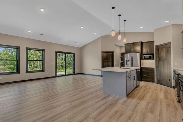 708 16th Avenue N, Sartell, MN 56377