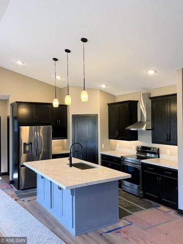 708 16th Avenue N, Sartell, MN 56377