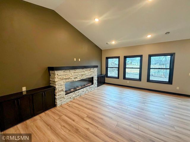 708 16th Avenue N, Sartell, MN 56377