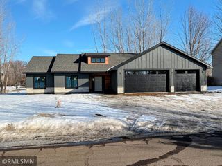 708 16th Avenue N, Sartell, MN 56377