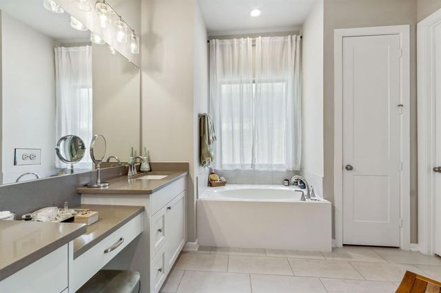 1919 Hickory Grove Lane, Tomball, TX 77375
