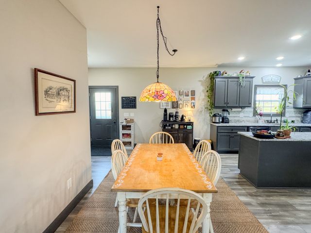 1828 Old Highway 52, Lafayette, TN 37083
