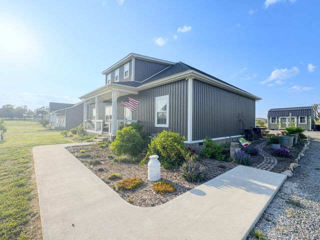 1828 Old Highway 52, Lafayette, TN 37083