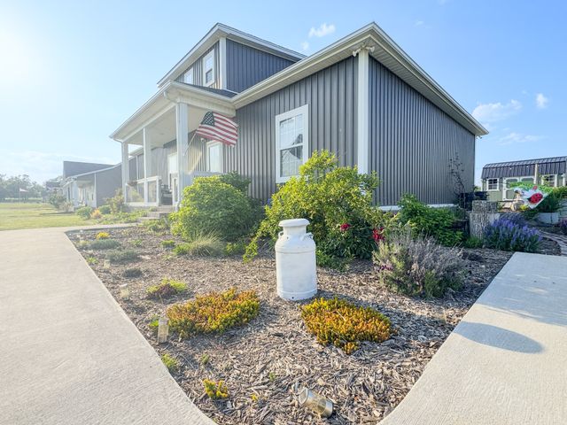 1828 Old Highway 52, Lafayette, TN 37083