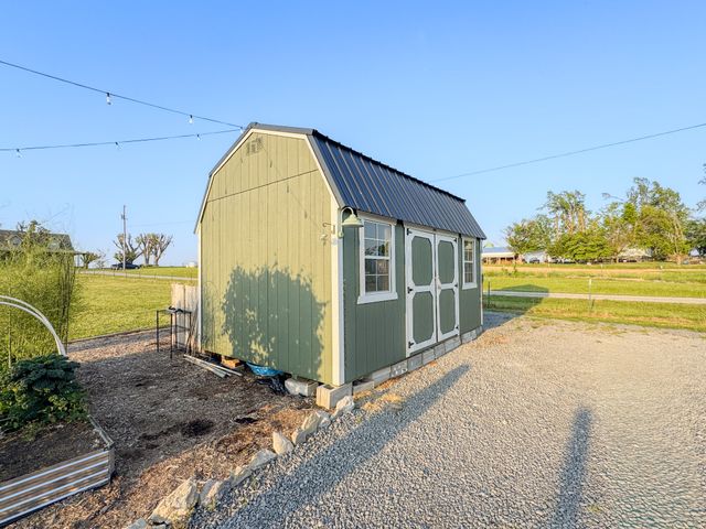 1828 Old Highway 52, Lafayette, TN 37083