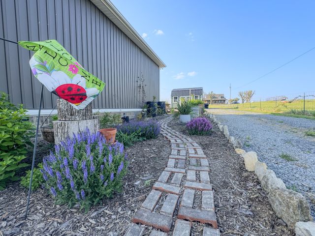 1828 Old Highway 52, Lafayette, TN 37083