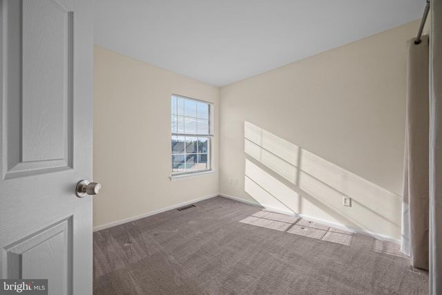 817 THOREAU LN, Williamstown, NJ 08094