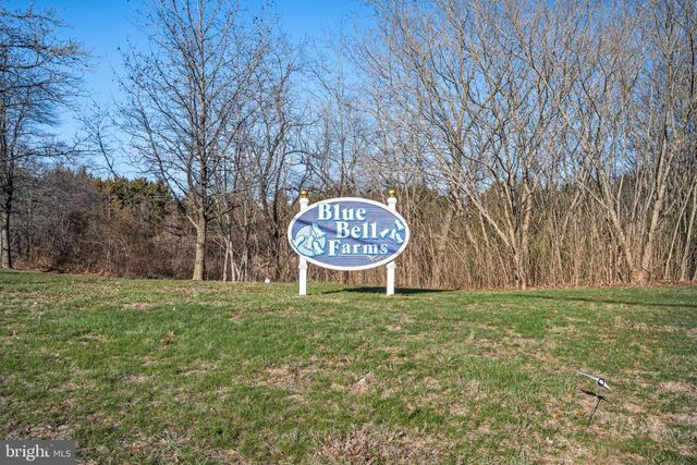817 THOREAU LN, Williamstown, NJ 08094