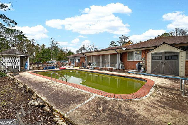 2362 Rugby Lane, College Park, GA 30337