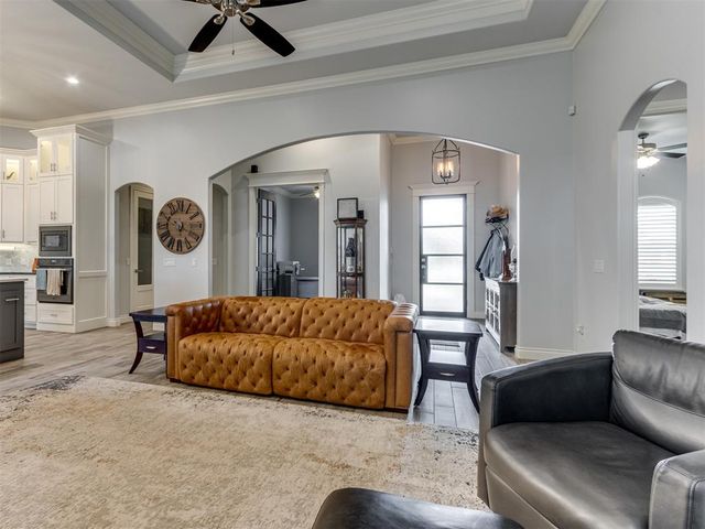 3108 Drake Crest Drive, Edmond, OK 73034