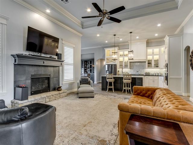 3108 Drake Crest Drive, Edmond, OK 73034