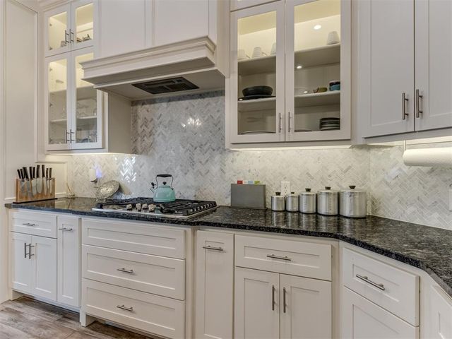 3108 Drake Crest Drive, Edmond, OK 73034