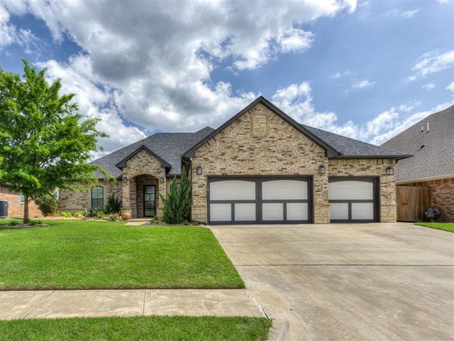 3108 Drake Crest Drive, Edmond, OK 73034