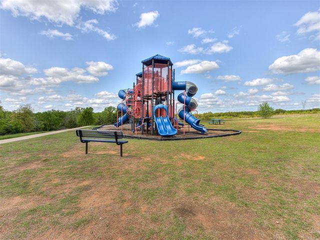 3108 Drake Crest Drive, Edmond, OK 73034