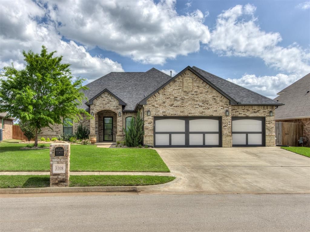 3108 Drake Crest Drive, Edmond, OK 73034