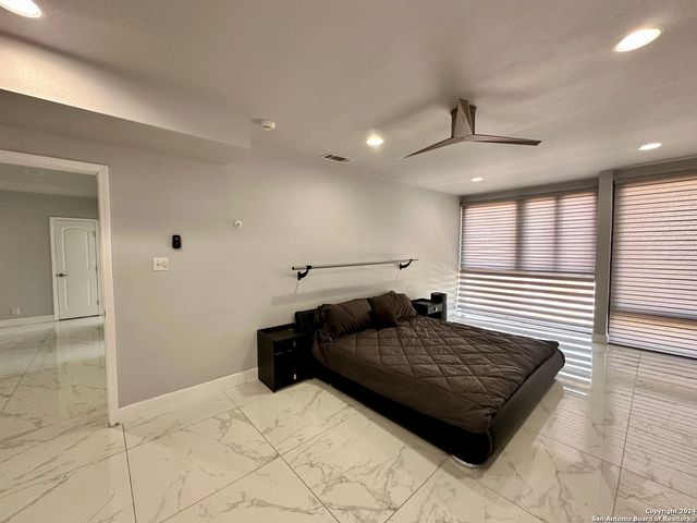 7701 Wurzbach Rd Apt 2301, San Antonio, TX 78229