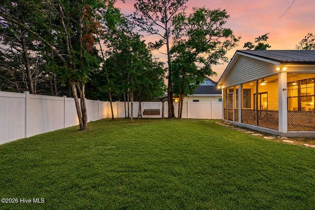 116 NW 14th Street, Oak Island, NC 28465
