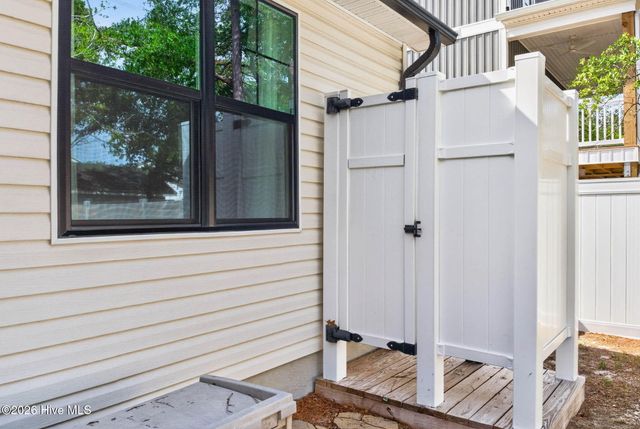 116 NW 14th Street, Oak Island, NC 28465