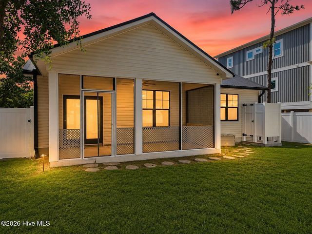 116 NW 14th Street, Oak Island, NC 28465