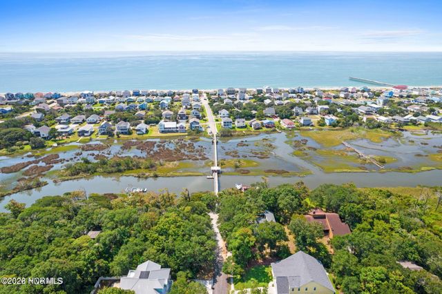 116 NW 14th Street, Oak Island, NC 28465