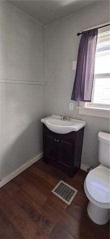 2110 N 2nd Street, St Joseph, MO 64505