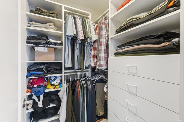 1605 Spenser Cove, Fort Wayne, IN 46845