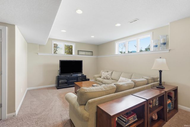 1605 Spenser Cove, Fort Wayne, IN 46845