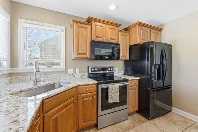 1605 Spenser Cove, Fort Wayne, IN 46845