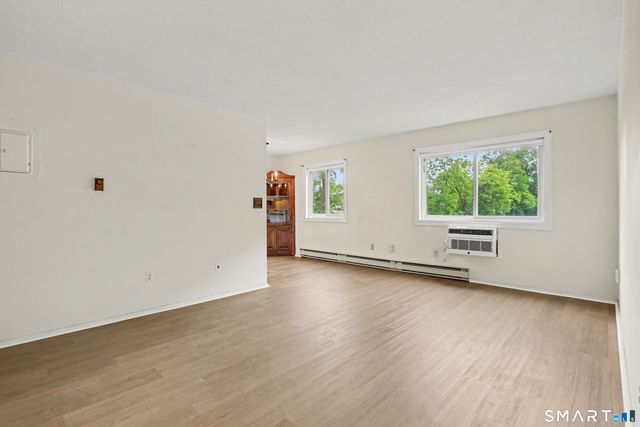 925 Longbrook Avenue 109, Stratford, CT 06614
