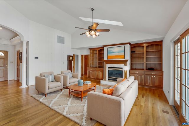 24 FLEETWOOD DR, Palmyra, VA 22963