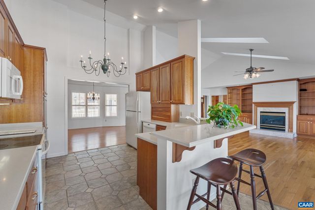 24 FLEETWOOD DR, Palmyra, VA 22963