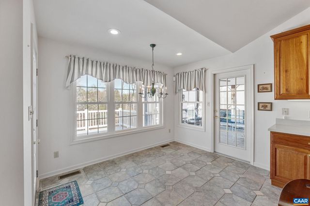 24 FLEETWOOD DR, Palmyra, VA 22963