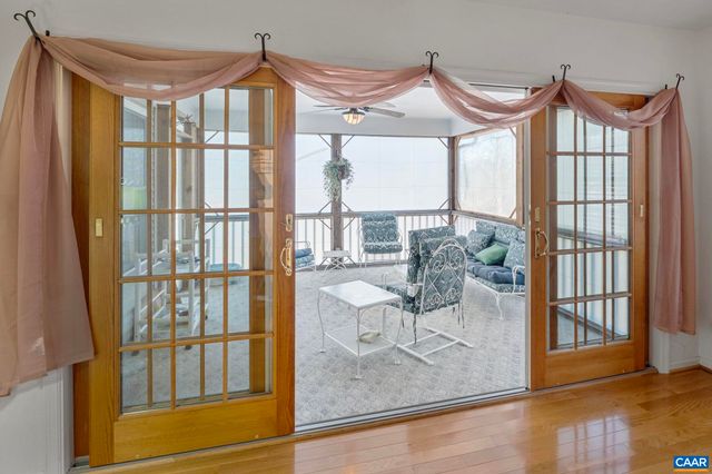 24 FLEETWOOD DR, Palmyra, VA 22963