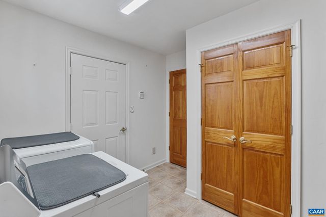 24 FLEETWOOD DR, Palmyra, VA 22963