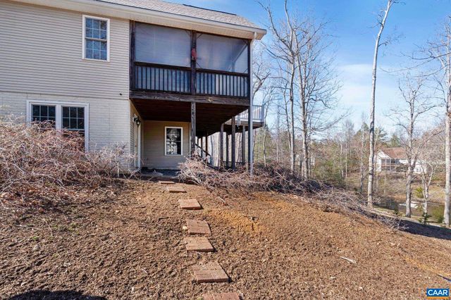 24 FLEETWOOD DR, Palmyra, VA 22963