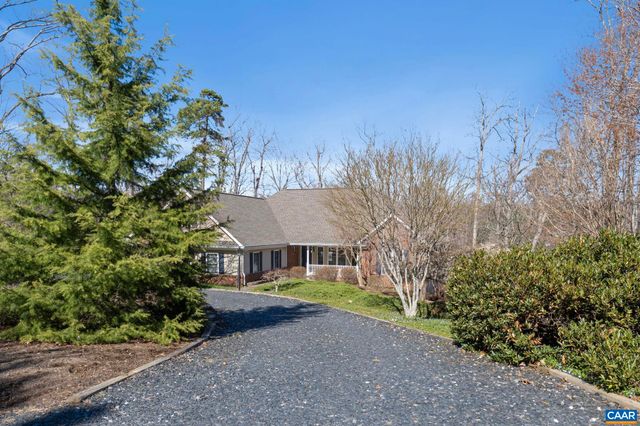 24 FLEETWOOD DR, Palmyra, VA 22963