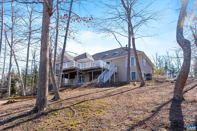 24 FLEETWOOD DR, Palmyra, VA 22963