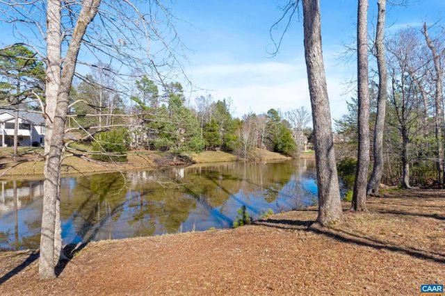 24 FLEETWOOD DR, Palmyra, VA 22963