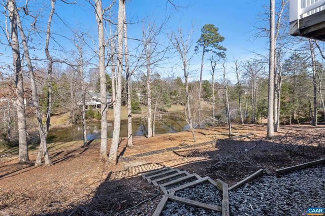 24 FLEETWOOD DR, Palmyra, VA 22963