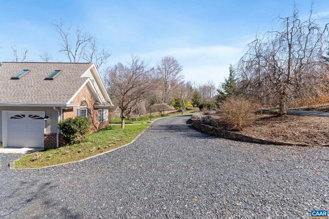 24 FLEETWOOD DR, Palmyra, VA 22963