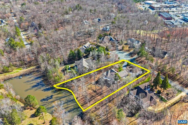 24 FLEETWOOD DR, Palmyra, VA 22963