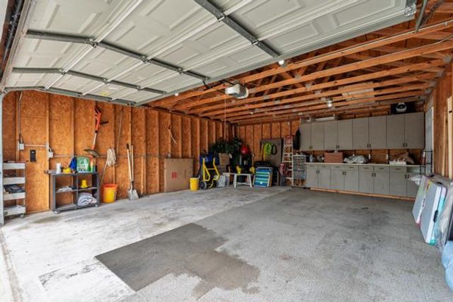 1127 W Symmes Street, Norman, OK 73069