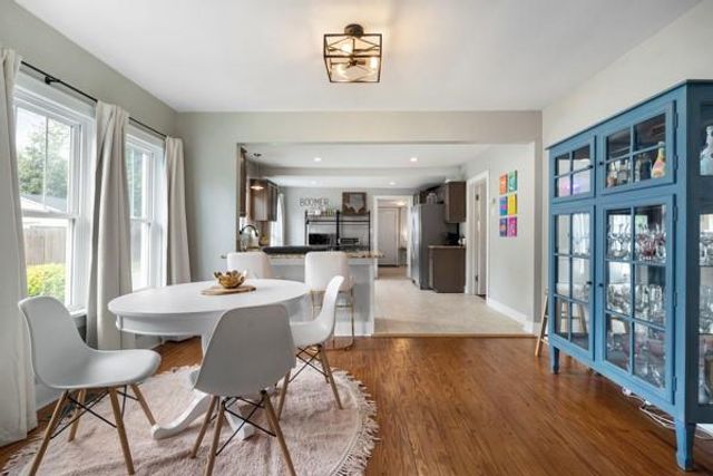 1127 W Symmes Street, Norman, OK 73069