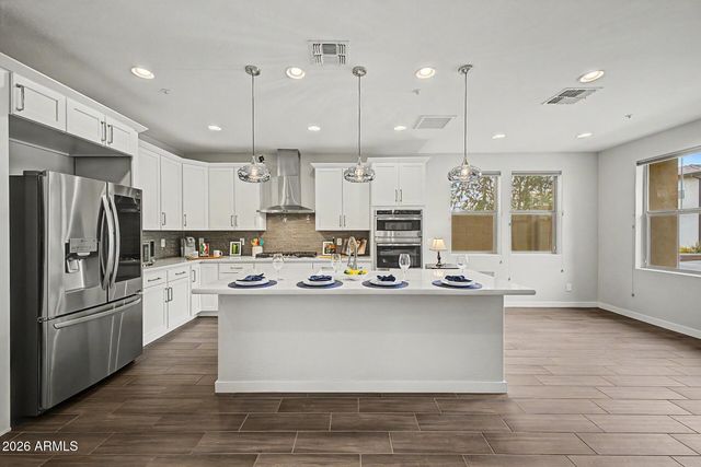 2369 W GLORIA Lane, Phoenix, AZ 85085