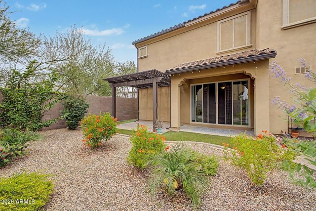 2369 W GLORIA Lane, Phoenix, AZ 85085