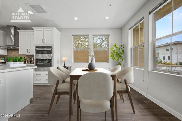 2369 W GLORIA Lane, Phoenix, AZ 85085