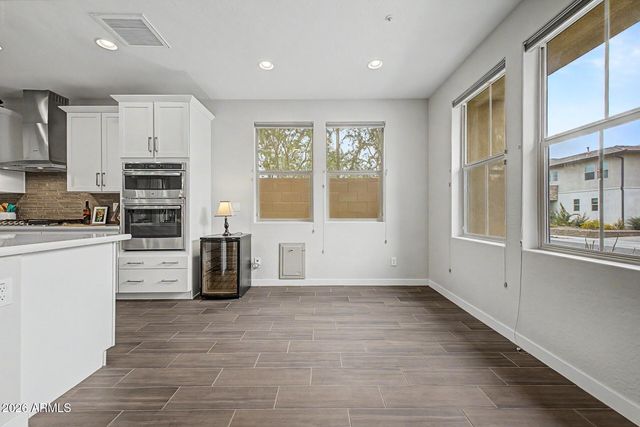 2369 W GLORIA Lane, Phoenix, AZ 85085